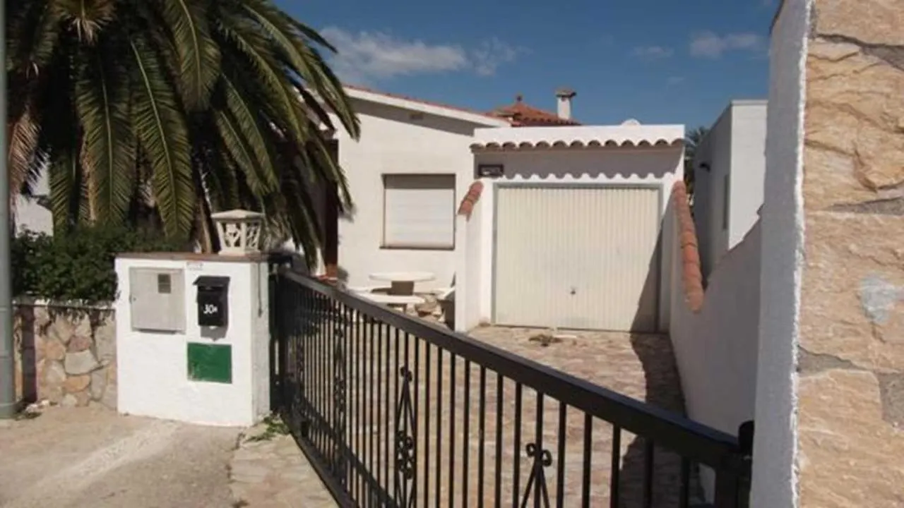 Villa Amb Jardi I Amarre Empuriabrava